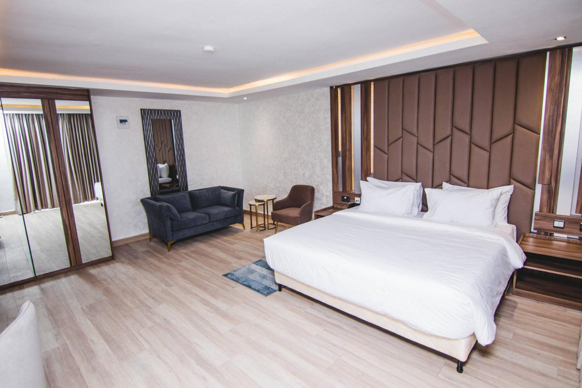 The Safron Hotel Lagos Dış mekan fotoğraf